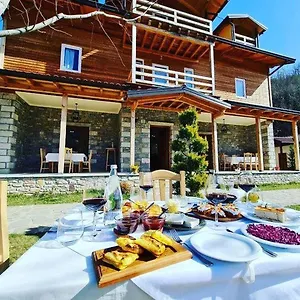  Maison d'hôtes Bujtina Dini Albanie