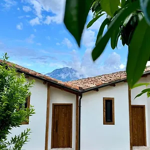Alpeta Agrotourism & Winery - Roshnik , Gasthof